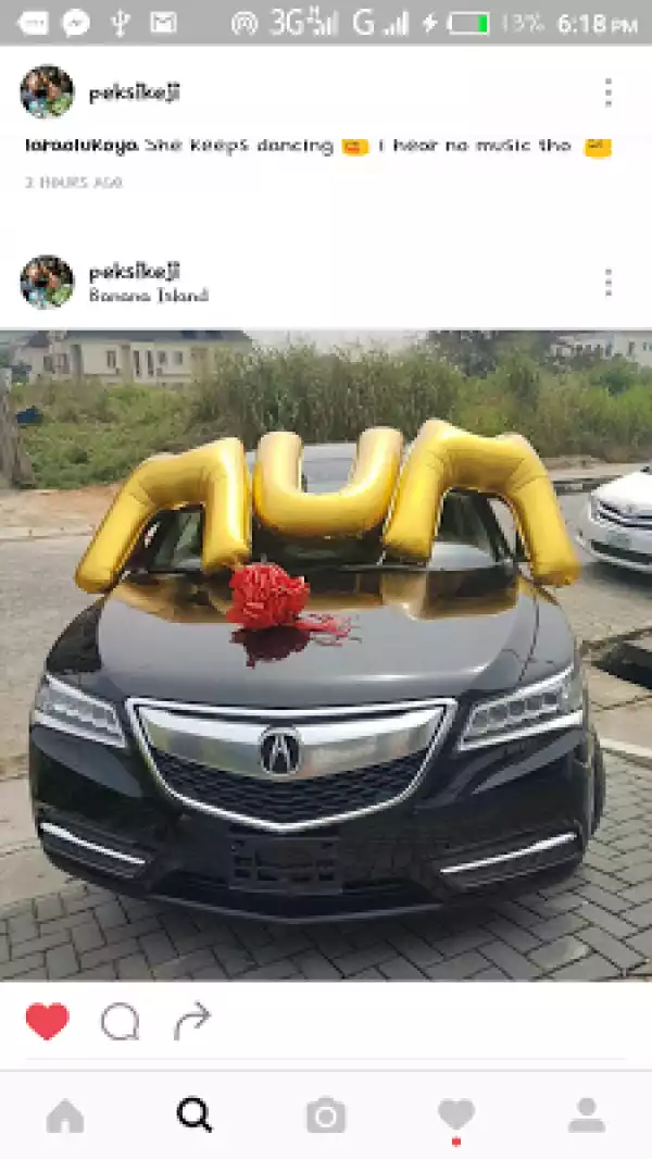 Popular blogger Linda Ikeji buys mum a car (photo)